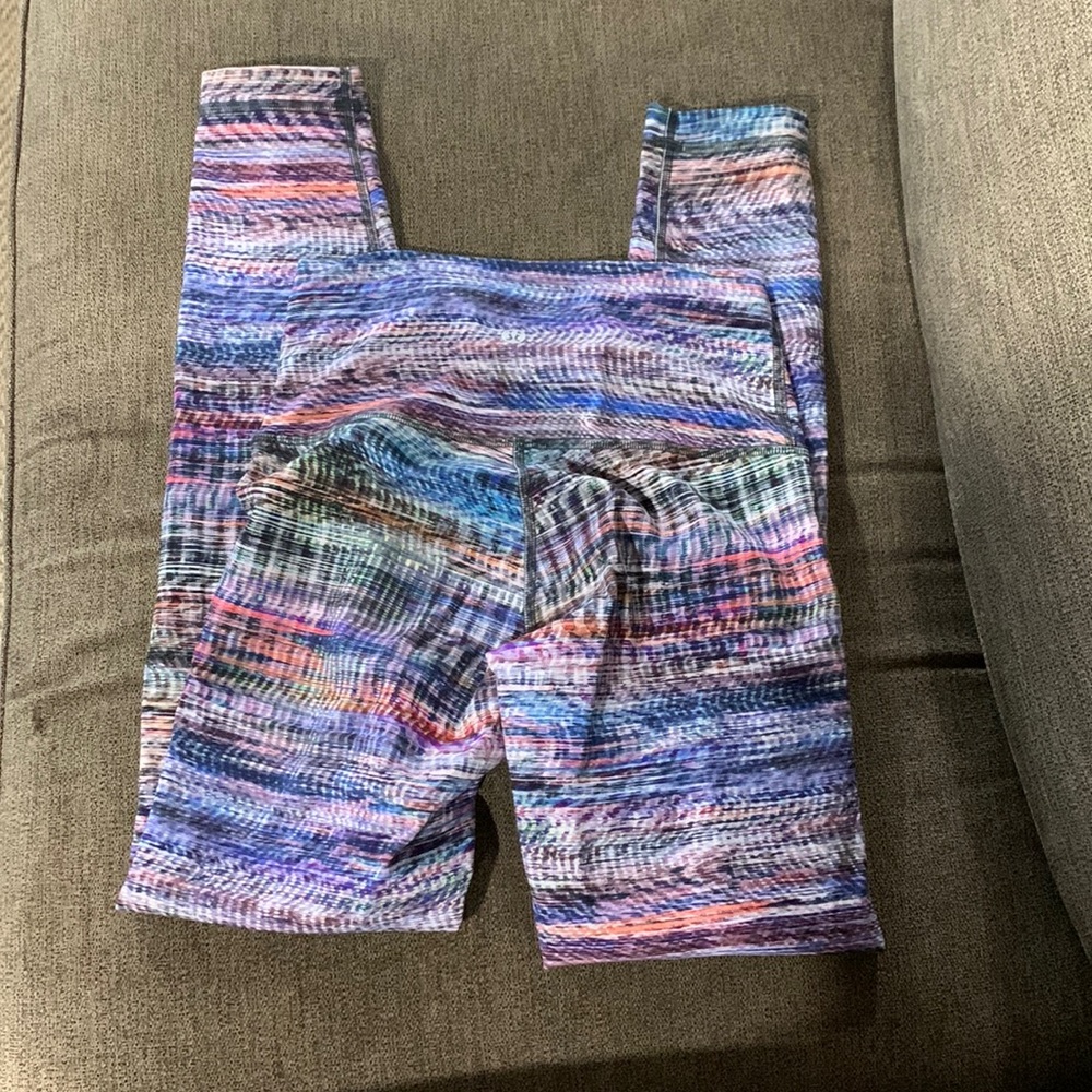NWOT Lululemon align train leggings rare pattern